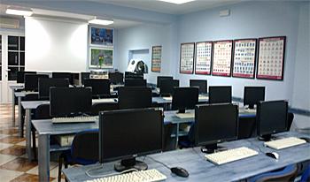 Interior de la Autoescuela Martín