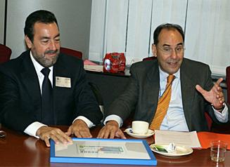 Carballeda (izquierda) junto a Vidal Quadras