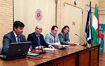 Plano de la mesa de conferencias (Foto: web madridiario.es)