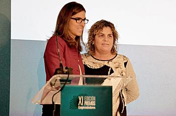 Saioa Aguirre junto a Teresa Palahí